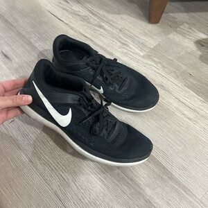 Nike Black Running Shoes